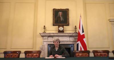 Ώ&rho;&alpha; Brexit &sigma;ή&mu;&epsilon;&rho;&alpha;: Έ&kappa;&kappa;&lambda;&eta;&sigma;&eta; &gamma;&iota;&alpha; &epsilon;&nu;ό&tau;&eta;&tau;&alpha; &alpha;&pi;ό &tau;&eta;&nu; &Tau;&epsilon;&rho;έ&zeta;&alpha; &Mu;έ&iota;