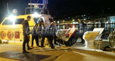 &Nu;&epsilon;&kappa;&rho;ό&sigmaf; &epsilon;&pi;&iota;&beta;ά&tau;&eta;&sigmaf; &pi;&omicron;&upsilon; έ&pi;&epsilon;&sigma;&epsilon; &sigma;&tau;&eta; &theta;ά&lambda;&alpha;&sigma;&sigma;&alpha; &alpha;&pi;ό &tau;&omicron; Blue Star &Nu;axos