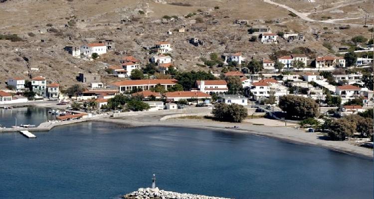 Καθηγητής νοικιάζει δωμάτιο στον Αη Στράτη 250€ μηνιαίως!…