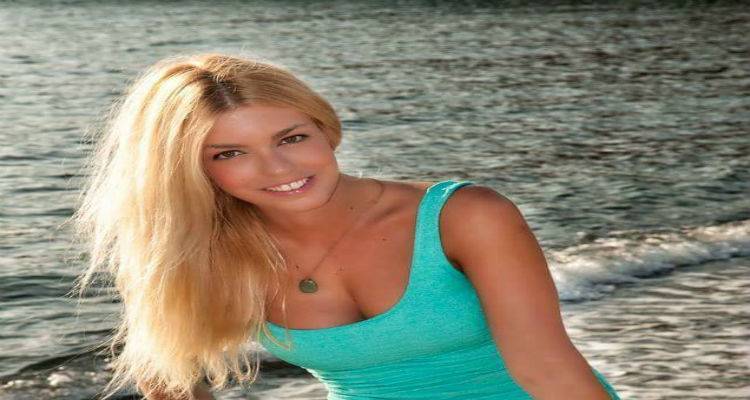 &Eta; &Lambda;&eta;&mu;&nu;&iota;ά&sigmaf; &Kappa;&alpha;&tau;&alpha;&gamma;&omega;&gamma;ή&sigmaf; &eta;&theta;&omicron;&pi;&omicron;&iota;ό&sigmaf;  Flavia Sgoifo &laquo;&alpha;&nu;&omicron;ί&gamma;&epsilon;&iota; &tau;&alpha; &phi;&tau;&epsilon;&rho;ά &tau;&eta;&sigmaf;&raquo; &sigma;&tau;&eta;&nu; &Nu;έ&alpha; &Upsilon;ό&rho;&kappa;&eta;!