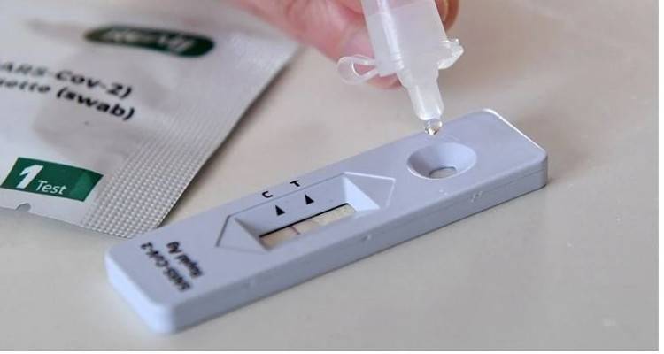 Δήμος Λήμνου: Διανομή self-test στο Δημαρχείο