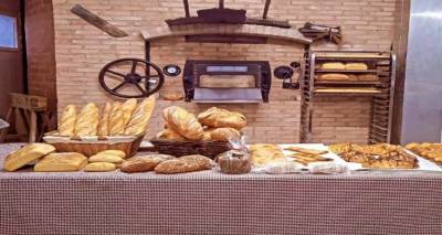 &Epsilon;&nu;&eta;&mu;&epsilon;&rho;&omega;&tau;&iota;&kappa;ή &epsilon;&kappa;&delta;ή&lambda;&omega;&sigma;&eta; &gamma;&iota;&alpha; &tau;&eta; &Delta;&rho;ά&sigma;&eta; &laquo;&Epsilon;&xi;&omega;&sigma;&tau;&rho;έ&phi;&epsilon;&iota;&alpha; &Mu;&iota;&kappa;&rho;&omicron;&mu;&epsilon;&sigma;&alpha;ί&omega;&nu; &Epsilon;&pi;&iota;&chi;&epsilon;&iota;&rho;ή&sigma;&epsilon;&omega;&nu;&raquo; &sigma;&epsilon; &Lambda;έ&sigma;&beta;&omicron;, &Lambda;ή&mu;&nu;&omicron; &kappa;&alpha;&iota; Ά&gamma;&iota;&omicron; &Epsilon;&upsilon;&sigma;&tau;&rho;ά&tau;&iota;&omicron;