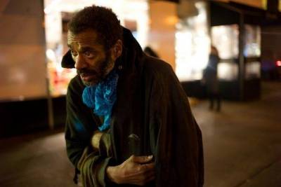 &Pi;&alpha;&rho;&alpha;&mu;έ&nu;&epsilon;&iota; &xi;&upsilon;&pi;ό&lambda;&upsilon;&tau;&omicron;&sigmaf; &pi;&alpha;&rho;ά &tau;&omicron; &delta;ώ&rho;&omicron; &tau;&omicron;&upsilon; &alpha;&sigma;&tau;&upsilon;&nu;&omicron;&mu;&iota;&kappa;&omicron;ύ