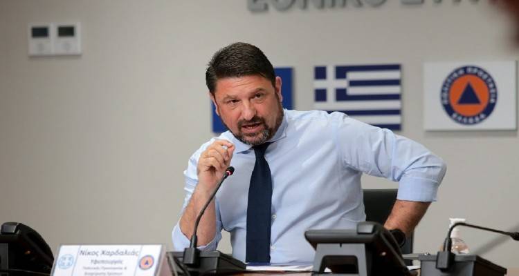 Κορωνοϊός, νέα μέτρα : Πού θα είναι η υποχρεωτική η μάσκα από αύριο, για εργαζομένους και κοινό [λίστα]