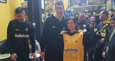 &Sigma;&tau;&omicron; &kappa;&lambda;&alpha;&mu;&pi; &tau;&eta;&sigmaf; Έ&nu;&omega;&sigma;&eta;&sigmaf; &Phi;ί&lambda;&omega;&nu; &Alpha;&Epsilon;&Kappa; &Lambda;ή&mu;&nu;&omicron;&upsilon; &Lambda;&alpha;&rho;&epsilon;&nu;&tau;&zeta;ά&kappa;&eta;&sigmaf;, &Mu;&omega;&rho;&alpha;ΐ&tau;&eta;&sigmaf; &kappa;&alpha;&iota; &Rho;&omicron;&gamma;&kappa;&alpha;&beta;ό&pi;&omicron;&upsilon;&lambda;&omicron;&sigmaf;! (photos)