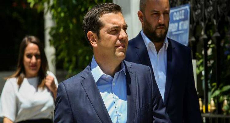 &Tau;&sigma;ί&pi;&rho;&alpha;&sigmaf; &sigma;&tau;&omicron;&nu; &Pi;&rho;&omicron;&kappa;ό&pi;&eta; &Pi;&alpha;&upsilon;&lambda;ό&pi;&omicron;&upsilon;&lambda;&omicron;: &laquo;&Delta;&epsilon;&nu; &theta;&alpha; &tau;&eta; &gamma;&lambda;&iota;&tau;ώ&sigma;&omega; &tau;&eta; &gamma;&rho;&alpha;&beta;ά&tau;&alpha;, &theta;&alpha; &tau;&eta; &phi;&omicron;&rho;έ&sigma;&omega;&raquo;