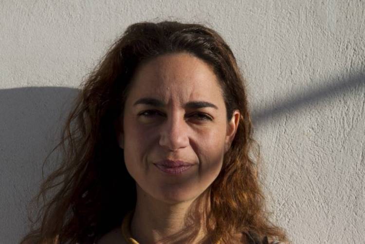 Θεός και σκουπιδάκι: Όσα μου έμαθε η μανιοκατάθλιψη