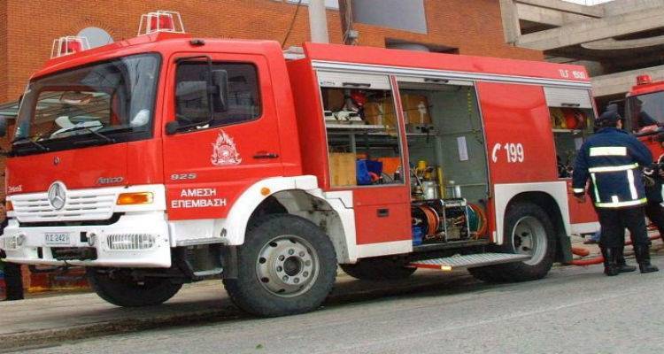 &Phi;&omega;&tau;&iota;ά &sigma;&epsilon; &epsilon;&xi;έ&lambda;&iota;&xi;&eta; &sigma;&tau;&omicron; &Alpha;&nu;&delta;&rho;ώ&nu;&iota;