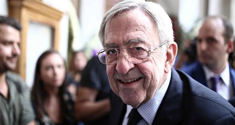 Τέως βασιλιάς Κωνσταντίνος: Νοσηλεύεται στην Αθήνα, με ισχαιμικό -Μεταφέρθηκε εκτάκτως από το Πόρτο Χέλι