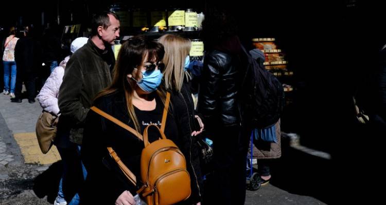 Κορωνοϊός: Η «ταυτότητα» των νέων κρουσμάτων στην Ελλάδα | Τσιόδρας: Φοβόμαστε μεγαλύτερη διασπορά