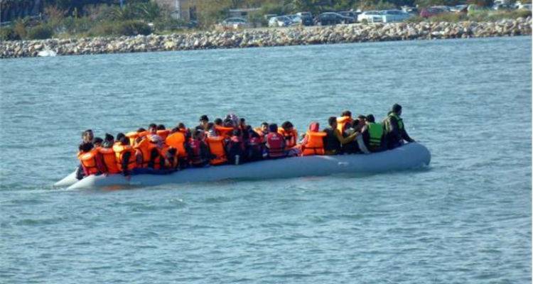 &Tau;&omicron; &pi;&rho;&omicron;&sigma;&phi;&upsilon;&gamma;&iota;&kappa;ό &delta;&epsilon;&nu; &gamma;&nu;&omega;&rho;ί&zeta;&epsilon;&iota; &gamma;&iota;&omicron;&rho;&tau;έ&sigmaf;: &Alpha;&mu;&epsilon;ί&omega;&tau;&epsilon;&sigmaf; &omicron;&iota; &alpha;&phi;ί&xi;&epsilon;&iota;&sigmaf; &sigma;&tau;&alpha; &nu;&eta;&sigma;&iota;ά &tau;&omicron;&upsilon; &Alpha;&iota;&gamma;&alpha;ί&omicron;&upsilon;