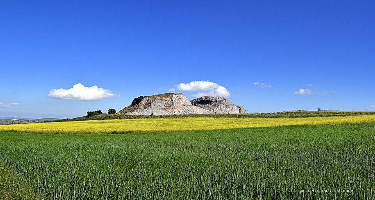 &Lambda;ή&mu;&nu;&omicron;&sigmaf;: &Nu;&epsilon;&phi;&epsilon;&lambda;ώ&delta;&eta;&sigmaf; &sigma;ή&mu;&epsilon;&rho;&alpha; &omicron; &kappa;&alpha;&iota;&rho;ό&sigmaf; (mp3)