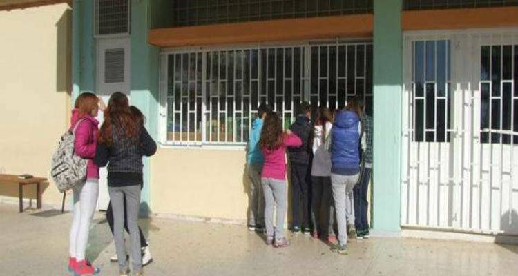 &Alpha;&nu;&alpha;&beta;&lambda;ή&theta;&eta;&kappa;&epsilon; &eta; &delta;ί&kappa;&eta; &tau;&omicron;&upsilon; &kappa;&upsilon;&lambda;&iota;&kappa;&epsilon;&iota;ά&rho;&chi;&eta; &pi;&omicron;&upsilon; &pi;&alpha;&rho;&epsilon;&nu;&omicron;&chi;&lambda;&omicron;ύ&sigma;&epsilon; &sigma;&epsilon;&xi;&omicron;&upsilon;&alpha;&lambda;&iota;&kappa;ά &mu;&alpha;&theta;ή&tau;&rho;&iota;&epsilon;&sigmaf; &sigma;&tau;&eta; &Lambda;έ&sigma;&beta;&omicron;