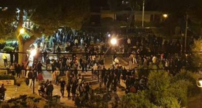 H &Alpha;&sigma;&tau;&upsilon;&nu;&omicron;&mu;ί&alpha; &kappa;&lambda;&epsilon;ί&nu;&epsilon;&iota; &tau;&eta;&nu; &pi;&lambda;&alpha;&tau;&epsilon;ί&alpha; &Alpha;&gamma;ί&omicron;&upsilon; &Iota;&omega;ά&nu;&nu;&omicron;&upsilon; &sigma;&tau;&eta;&nu; &Alpha;&gamma;. &Pi;&alpha;&rho;&alpha;&sigma;&kappa;&epsilon;&upsilon;ή | &Mu;&epsilon;&tau;ά &tau;&omicron;... &pi;ά&rho;&tau;&iota; &nu;&epsilon;&alpha;&rho;ώ&nu;