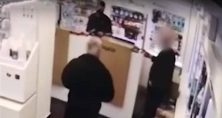 Βίντεο ντοκουμέντο: Καρέ καρέ η εν ψυχρώ δολοφονία του 39χρονου στην Κυπαρισσία | Σκληρές εικόνες