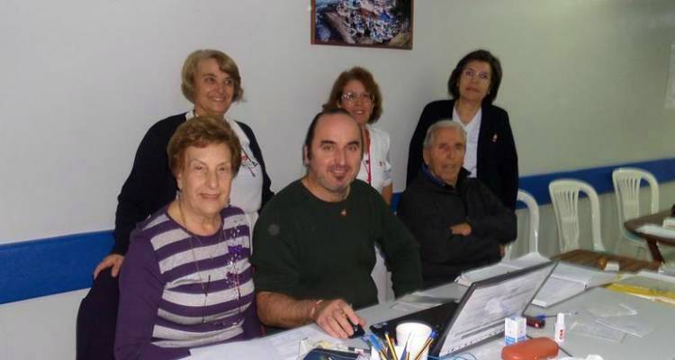 &Lambda;ή&mu;&nu;&omicron;&sigmaf;: &laquo;&Sigma;&tau;&eta;&nu; &mu;&nu;ή&mu;&eta; &tau;&eta;&sigmaf; &Alpha;&theta;&eta;&nu;ά&sigmaf; &Gamma;&rho;&alpha;&gamma;&rho;ά &eta; &alpha;&iota;&mu;&omicron;&delta;&omicron;&sigma;ί&alpha; &pi;&omicron;&upsilon; &omicron;&lambda;&omicron;&kappa;&lambda;&eta;&rho;ώ&theta;&eta;&kappa;&epsilon;&raquo;