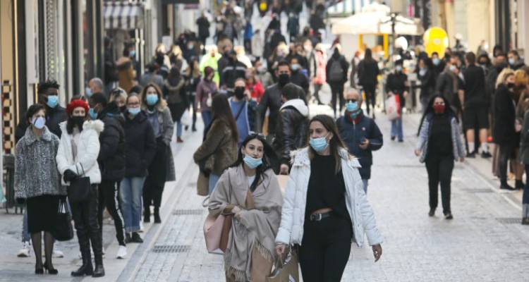 Επιστρεπτέα προκαταβολή: Μπαίνουν «κόφτες» στο πρόγραμμα | Τα 4 νέα κριτήρια που είναι στο τραπέζι