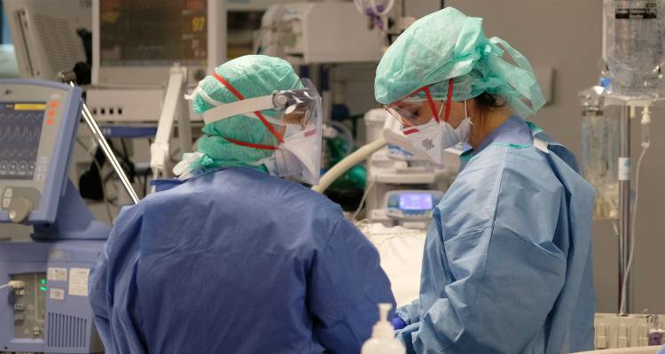 Κορωνοϊός – Τσιόδρας: 3 νέα κρούσματα | 2 θάνατοι, 171 συνολικά