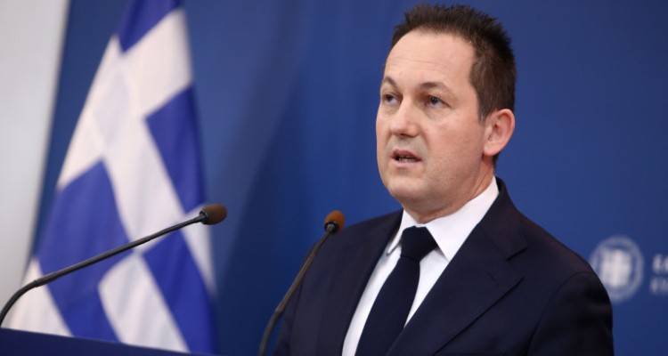 Πέτσας: Δύο παράλληλες προσπάθειες κατά του κορωνοϊού | Αμυνα με τα μέτρα και επίθεση με το εμβόλιο