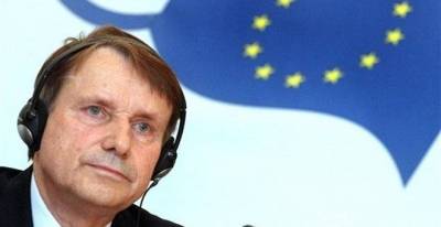 Ομάδα Δράσης: Ουδέποτε προτείναμε χαμηλούς μισθούς