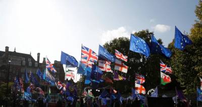 &Beta;&rho;&epsilon;&tau;&alpha;&nu;ί&alpha;: &Mu;&epsilon;&tau;ά&nu;&iota;&omega;&sigma;&alpha;&nu; &gamma;&iota;&alpha; &tau;&omicron; Brexit | &Eta; &pi;&lambda;&epsilon;&iota;&omicron;&psi;&eta;&phi;ί&alpha; &theta;έ&lambda;&epsilon;&iota; &epsilon;&pi;&iota;&sigma;&tau;&rho;&omicron;&phi;ή &sigma;&tau;&eta;&nu; &Epsilon;&Epsilon;