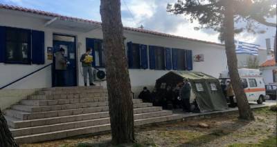 Ά&gamma;&iota;&omicron;&sigmaf; &Epsilon;&upsilon;&sigma;&tau;&rho;ά&tau;&iota;&omicron;&sigmaf;: &Omicron;&lambda;&omicron;&kappa;&lambda;&eta;&rho;ώ&theta;&eta;&kappa;&epsilon; &omicron; &epsilon;&mu;&beta;&omicron;&lambda;&iota;&alpha;&sigma;&mu;ό&sigmaf; &mu;&epsilon; &kappa;&alpha;&theta;&omicron;&lambda;&iota;&kappa;ή &sigma;&upsilon;&mu;&mu;&epsilon;&tau;&omicron;&chi;ή &tau;&omega;&nu; &kappa;&alpha;&tau;&omicron;ί&kappa;&omega;&nu;