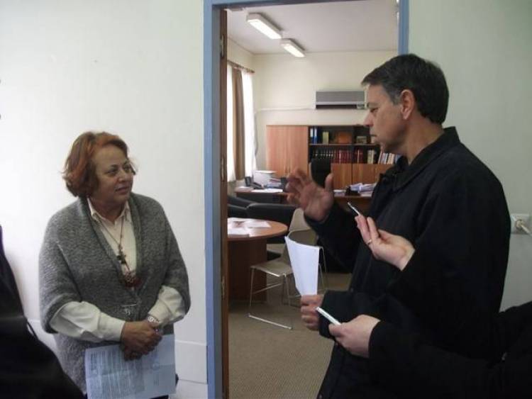 &Mu;&epsilon; &lambda;ί&gamma;&omicron; &kappa;ό&sigma;&mu;&omicron; &eta; &sigma;&eta;&mu;&epsilon;&rho;&iota;&nu;ή &sigma;&upsilon;&gamma;&kappa;έ&nu;&tau;&rho;&omega;&sigma;&eta; &sigma;&tau;&omicron; &Nu;&omicron;&sigma;&omicron;&kappa;&omicron;&mu;&epsilon;ί&omicron; &Lambda;ή&mu;&nu;&omicron;&upsilon;