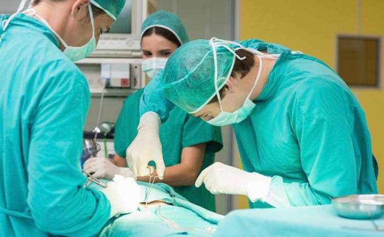 &Mu;&iota;&alpha; &theta;έ&sigma;&eta; &Chi;&epsilon;&iota;&rho;&omicron;&upsilon;&rho;&gamma;&iota;&kappa;ή&sigmaf; &sigma;&tau;&omicron; &Nu;&omicron;&sigma;&omicron;&kappa;&omicron;&mu;&epsilon;ί&omicron;&upsilon; &Lambda;ή&mu;&nu;&omicron;&upsilon;