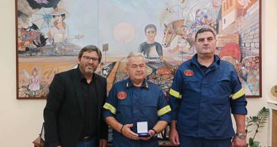 &Sigma;&upsilon;&nu;ά&nu;&tau;&eta;&sigma;&eta; &Mu;&alpha;&rho;&iota;&nu;ά&kappa;&eta; &mu;&epsilon; &tau;&omicron;&nu; &delta;&iota;&omicron;&iota;&kappa;&eta;&tau;ή &Pi;&upsilon;&rho;&omicron;&sigma;&beta;&epsilon;&sigma;&tau;&iota;&kappa;ώ&nu; &Upsilon;&pi;&eta;&rho;&epsilon;&sigma;&iota;ώ&nu; &Beta;&omicron;&rho;&epsilon;ί&omicron;&upsilon;, &Nu;&omicron;&tau;ί&omicron;&upsilon; &Alpha;&iota;&gamma;&alpha;ί&omicron;&upsilon; &kappa;&alpha;&iota; &Kappa;&rho;ή&tau;&eta;&sigmaf; &Kappa;. &Delta;&alpha;&delta;&omicron;ύ&sigma;&eta;