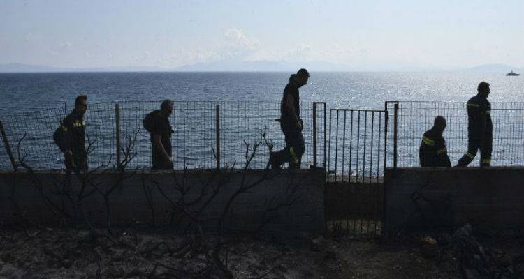 &Epsilon;&kappa;&alpha;&nu;&alpha;&nu; 10 &Epsilon;&Delta;&Epsilon; &gamma;&iota;&alpha; &tau;&omicron;&upsilon;&sigmaf; &pi;&upsilon;&rho;&omicron;&sigma;&beta;έ&sigma;&tau;&epsilon;&sigmaf; &pi;&omicron;&upsilon; &sigma;&chi;&omicron;&lambda;ί&alpha;&sigma;&alpha;&nu; &tau;&omicron;&nu; &Kappa;&alpha;&mu;&mu;έ&nu;&omicron; | &Epsilon;ί&chi;&epsilon; &pi;ά&epsilon;&iota; &sigma;&tau;&omicron; &Mu;ά&tau;&iota; &mu;&epsilon; &theta;&omega;&rho;&alpha;&kappa;&iota;&sigma;&mu;έ&nu;&eta; &Mu;&epsilon;&rho;&sigma;&epsilon;&nu;&tau;έ&sigmaf;