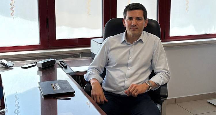 &Beta;&alpha;&rho;&iota;&alpha;&tau;&rho;&iota;&kappa;ή: &Eta; &lambda;ύ&sigma;&eta; &sigma;&tau;&eta;&nu; &pi;&alpha;&chi;&upsilon;&sigma;&alpha;&rho;&kappa;ί&alpha;