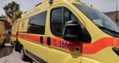 &Alpha;&lambda;&epsilon;&xi;&alpha;&nu;&delta;&rho;&omicron;ύ&pi;&omicron;&lambda;&eta;: &Epsilon;&rho;&gamma;&alpha;&zeta;ό&mu;&epsilon;&nu;&omicron;&sigmaf; έ&pi;&epsilon;&sigma;&epsilon; &alpha;&pi;ό ύ&psi;&omicron;&sigmaf; &delta;ύ&omicron; &mu;έ&tau;&rho;&omega;&nu; &mu;έ&sigma;&alpha; &sigma;&epsilon; &phi;&omicron;&rho;&tau;&eta;&gamma;ό &pi;&lambda;&omicron;ί&omicron; &ndash; &Mu;&epsilon;&tau;&alpha;&phi;έ&rho;&theta;&eta;&kappa;&epsilon; &tau;&rho;&alpha;&upsilon;&mu;&alpha;&tau;&iota;&sigma;&mu;έ&nu;&omicron;&sigmaf; &sigma;&tau;&omicron; &nu;&omicron;&sigma;&omicron;&kappa;&omicron;&mu;&epsilon;ί&omicron;