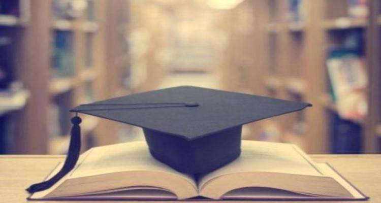 Εννέα υποτροφίες σπουδών από την Περιφέρεια Βορείου Αιγαίου