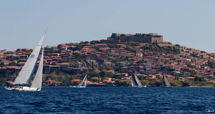 &Pi;έ&phi;&tau;&epsilon;&iota; &eta; &alpha;&upsilon;&lambda;&alpha;ί&alpha; &tau;&eta;&sigmaf; Aegean Regatta (photos)