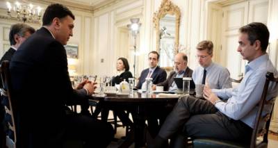 &Kappa;&omicron;&rho;&omega;&nu;&omicron;ϊό&sigmaf;: &Alpha;&nu;&eta;&sigma;&upsilon;&chi;ί&alpha; &gamma;&iota;&alpha; &tau;&alpha; &nu;έ&alpha; &kappa;&rho;&omicron;ύ&sigma;&mu;&alpha;&tau;&alpha; | &Omicron; &Mu;&eta;&tau;&sigma;&omicron;&tau;ά&kappa;&eta;&sigmaf; &alpha;&pi;&omicron;&phi;&alpha;&sigma;ί&zeta;&epsilon;&iota; &gamma;&iota;&alpha; &pi;&iota;&theta;&alpha;&nu;ά &nu;έ&alpha; &mu;έ&tau;&rho;&alpha;