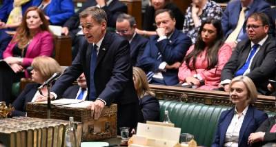 &Beta;&rho;&epsilon;&tau;&alpha;&nu;ί&alpha; : &Theta;&alpha; &eta;&gamma;&eta;&theta;ώ &tau;&omega;&nu; &Sigma;&upsilon;&nu;&tau;&eta;&rho;&eta;&tau;&iota;&kappa;ώ&nu; &sigma;&tau;&iota;&sigmaf; &epsilon;&pi;ό&mu;&epsilon;&nu;&epsilon;&sigmaf; &epsilon;&kappa;&lambda;&omicron;&gamma;έ&sigmaf;, &epsilon;&pi;&iota;&mu;έ&nu;&epsilon;&iota; &eta; &delta;&omicron;&kappa;&iota;&mu;&alpha;&zeta;ό&mu;&epsilon;&nu;&eta; &Lambda;&iota;&zeta; &Tau;&rho;&alpha;&sigmaf;