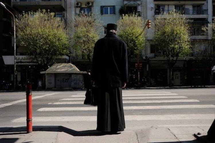 Η απρέπεια των ιερέων