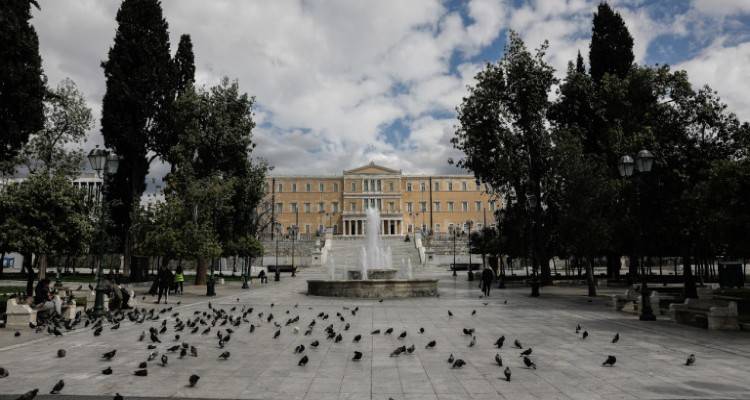 Κορωνοϊός: Αντίστροφη μέτρηση για την έξοδο από το lockdown | Τα «όπλα» της Ελλάδας την επόμενη ημέρα