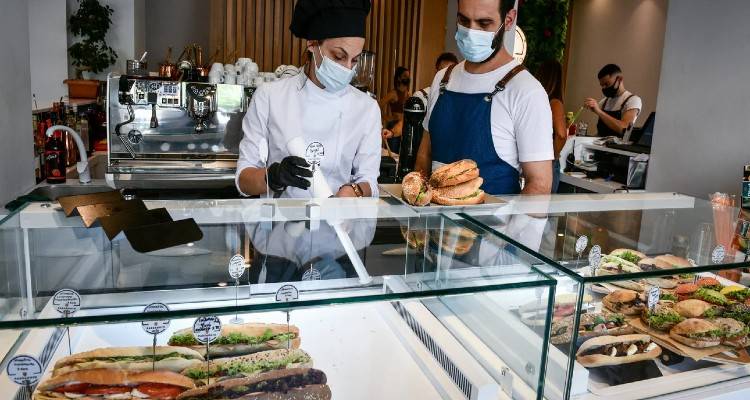 ΑΑΔΕ -myDATA: Υποχρεωτικά από σήμερα για επιχειρήσεις και επαγγελματίες τα ηλεκτρονικά βιβλία