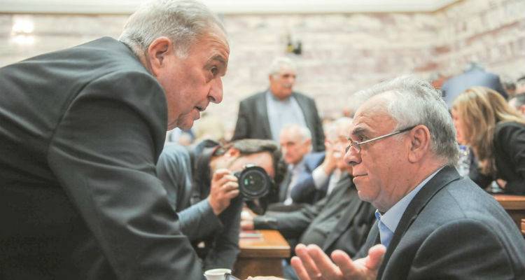 &Phi;&epsilon;ύ&gamma;&omicron;&upsilon;&nu; &kappa;ό&kappa;&kappa;&iota;&nu;&alpha; &delta;ά&nu;&epsilon;&iota;&alpha; &euro;50 &delta;&iota;&sigma;. &alpha;&pi;ό &tau;&iota;&sigmaf; &tau;&rho;ά&pi;&epsilon;&zeta;&epsilon;&sigmaf; &sigma;&tau;&alpha; funds