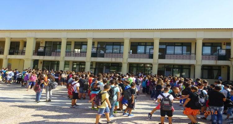 &Kappa;&lambda;&epsilon;&iota;&sigma;&tau;ό &sigma;ή&mu;&epsilon;&rho;&alpha; &tau;&omicron; &Gamma;&upsilon;&mu;&nu;ά&sigma;&iota;&omicron; &Mu;ύ&rho;&iota;&nu;&alpha;&sigmaf; | &Pi;&lambda;&eta;&mu;&mu;ύ&rho;&iota;&sigma;&alpha;&nu; &alpha;ί&theta;&omicron;&upsilon;&sigma;&epsilon;&sigmaf; &sigma;&chi;&omicron;&lambda;&epsilon;ί&omega;&nu; &sigma;&epsilon; ό&lambda;&eta; &tau;&eta; &Lambda;ή&mu;&nu;&omicron;