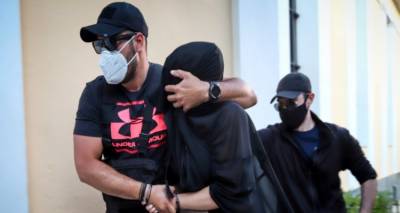 &Epsilon;&pi;ί&theta;&epsilon;&sigma;&eta; &mu;&epsilon; &beta;&iota;&tau;&rho;&iota;ό&lambda;&iota;: &Eta; &upsilon;&pi;ό&theta;&epsilon;&sigma;&eta; &pi;&omicron;&upsilon; &sigma;&upsilon;&gamma;&kappa;&lambda;&omicron;&nu;ί&zeta;&epsilon;&iota; &tau;&eta;&nu; &Epsilon;&lambda;&lambda;ά&delta;&alpha; | &Pi;&omicron;&iota;&alpha; &epsilon;ί&nu;&alpha;&iota; &eta; 35&chi;&rho;&omicron;&nu;&eta; &pi;&omicron;&upsilon; &delta;&iota;ώ&kappa;&epsilon;&tau;&alpha;&iota; &gamma;&iota;&alpha; &kappa;&alpha;&kappa;&omicron;ύ&rho;&gamma;&eta;&mu;&alpha;