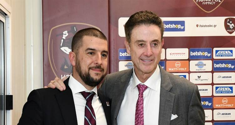 Ο Ρικ Πιτίνο, με τον συνεργάτη του Σωτήρη Μανωλόπουλου, Θανάση Μολυβδά