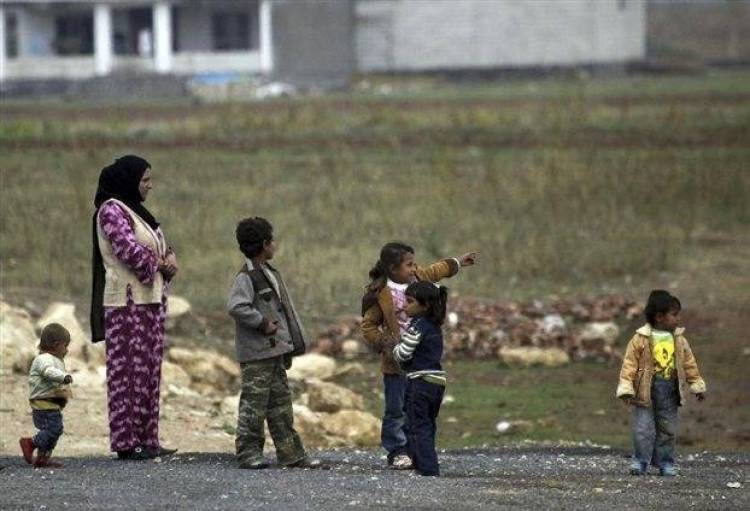 &Sigma;&upsilon;&rho;ί&alpha;: &Epsilon;&pi;ί&theta;&epsilon;&sigma;&eta;-&sigma;&omicron;&kappa; &mu;&epsilon; &beta;ό&mu;&beta;&alpha; &delta;&iota;&alpha;&sigma;&pi;&omicron;&rho;ά&sigmaf; &sigma;&epsilon; &pi;&alpha;&iota;&delta;&iota;&kappa;ή &chi;&alpha;&rho;ά