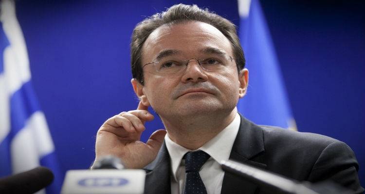 &Gamma;&iota;&alpha;&tau;ί &pi;&alpha;&rho;&alpha;&pi;έ&mu;&pi;&epsilon;&tau;&alpha;&iota; &omicron; &Gamma;. &Pi;&alpha;&pi;&alpha;&kappa;&omega;&nu;&sigma;&tau;&alpha;&nu;&tau;ί&nu;&omicron;&upsilon;