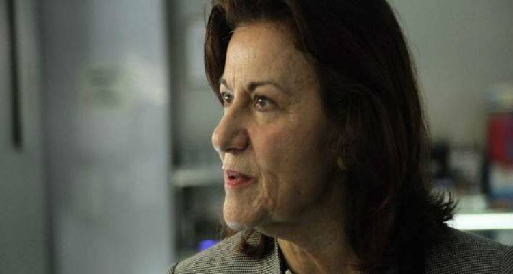 T&alpha; &mu;έ&tau;&rho;&alpha; &kappa;&omicron;&iota;&nu;&omega;&nu;&iota;&kappa;ή&sigmaf; &alpha;&lambda;&lambda;&eta;&lambda;&epsilon;&gamma;&gamma;ύ&eta;&sigmaf; &gamma;&iota;&alpha; &tau;&alpha; &phi;&tau;&omega;&chi;ά &nu;&omicron;&iota;&kappa;&omicron;&kappa;&upsilon;&rho;&iota;ά