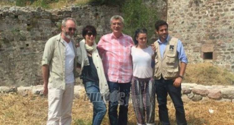 &Pi;&rho;&omega;&tau;&alpha;&gamma;&omega;&nu;&iota;&sigma;&tau;έ&sigmaf; &tau;&omicron;&upsilon; Game of Thrones &sigma;&tau;&omicron; &pi;&lambda;&epsilon;&upsilon;&rho;ό &tau;&omega;&nu; &pi;&rho;&omicron;&sigma;&phi;ύ&gamma;&omega;&nu; &sigma;&tau;&eta; &Lambda;έ&sigma;&beta;&omicron; (photos)