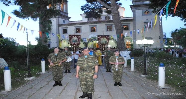 Λιτάνευση της Ιεράς Εικόνας και των Λειψάνων του Αγίου Σώζοντα στη Μύρινα