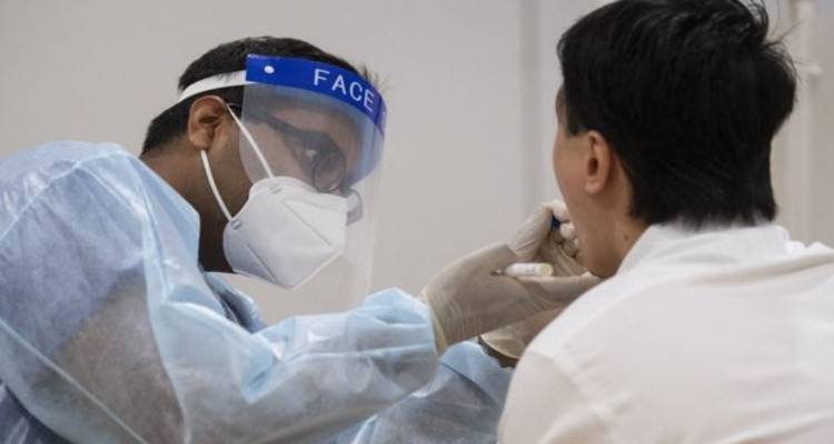 Βρετανία: Να προετοιμαστεί η χώρα για ένα δεύτερο κύμα Covid-19, τονίζουν οι ειδικοί