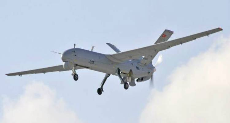 &Eta; &pi;&rho;ώ&tau;&eta; &alpha;&nu;&alpha;&chi;&alpha;ί&tau;&iota;&sigma;&eta; &tau;&omicron;&upsilon;&rho;&kappa;&iota;&kappa;&omicron;ύ drone &alpha;&pi;ό &epsilon;&lambda;&lambda;&eta;&nu;&iota;&kappa;ά F-16, &sigma;&tau;&omicron; &Alpha;&iota;&gamma;&alpha;ί&omicron;